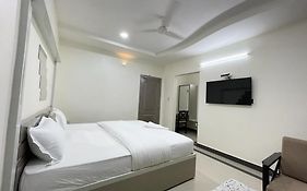 Sr Hotel